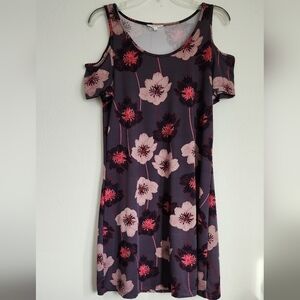 Maurices Purple Cold Shoulder Dress in Poppy Floral Print. Scoop Neck  Sz M